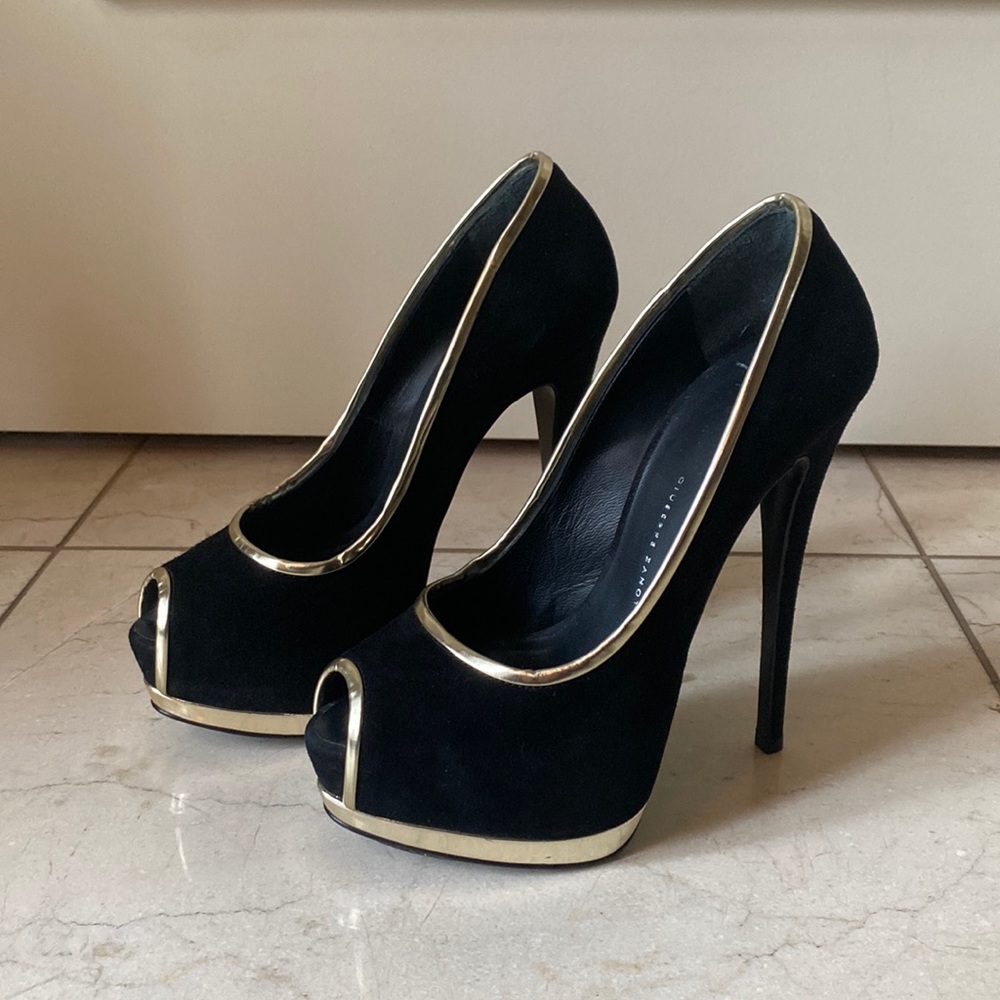 Giuseppe Zanotti Suede Platform Heels